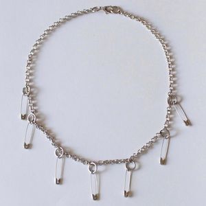 Silver Grunge Style Safety Pin Charm Chain Choker